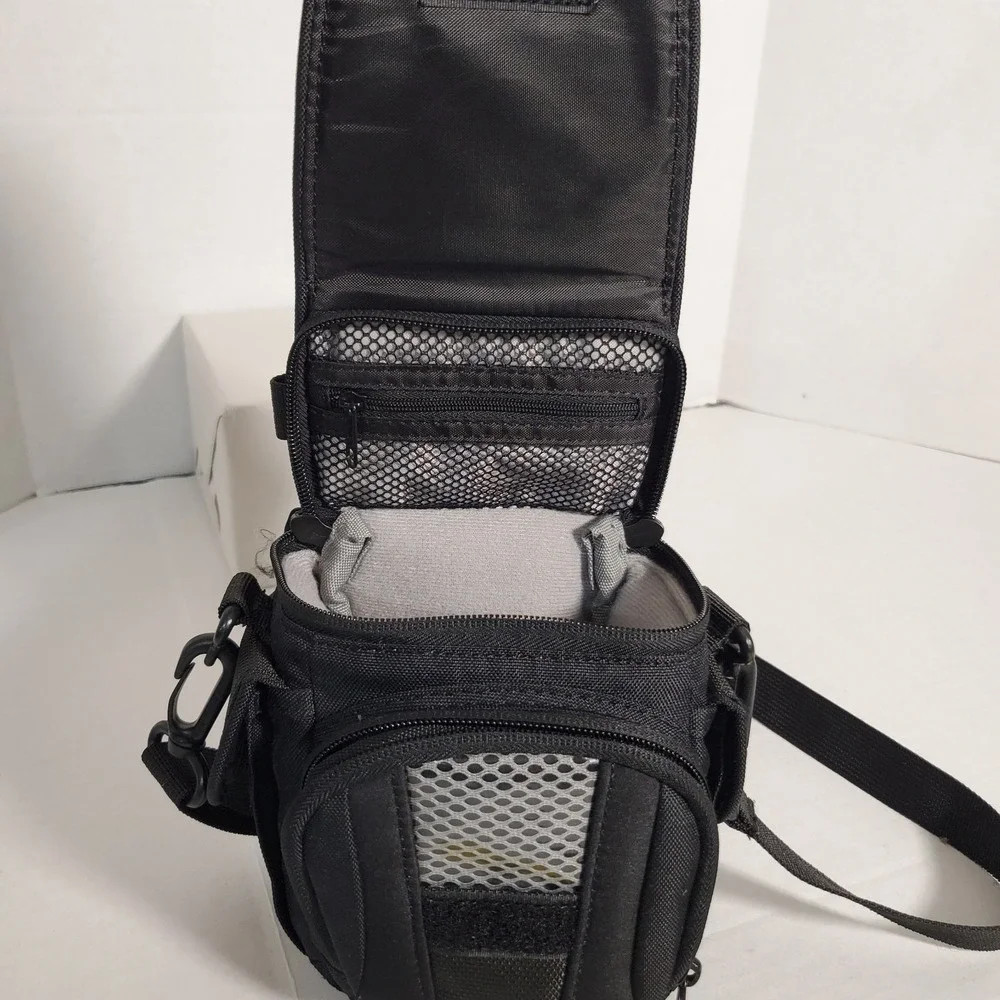 HEAVY DUTY PADDED LOWEPRO EDIT-100 CAMERA BAG -‎ BLACK - With Shoulder Strap LN